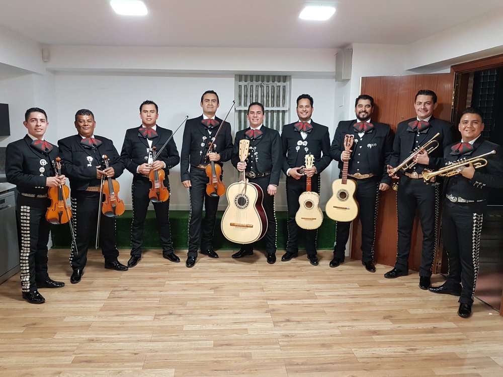 Mariachi Sol De America
