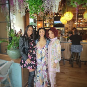 The Select - My daughter, sister n me - Mediterranean Near Me - Sandy Springs, Georgia