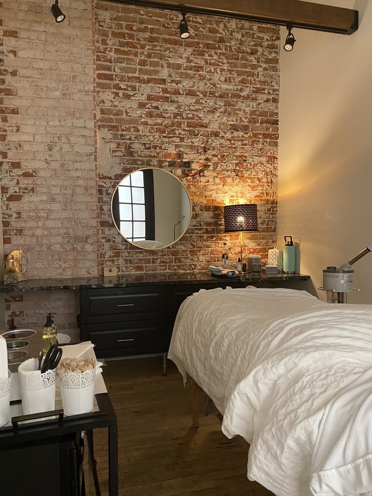 WAX & LASH Updated September 2024 218 Photos & 361 Reviews 4407