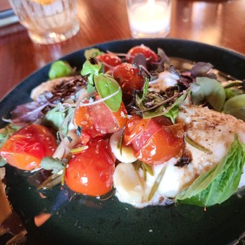 Mulberry Street Tavern - Bars Near Me - Des Moines, Iowa