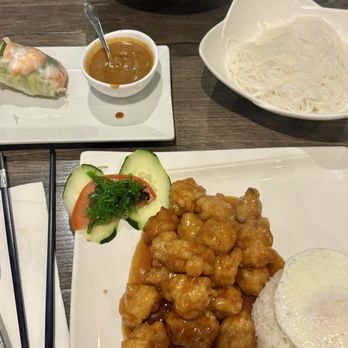 Pho Fans - Vietnamese Near Me - Smithtown, New York