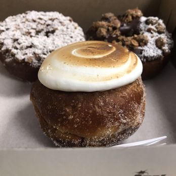 Donut Dynamite - Hot and fresh off the kitchen! - Donuts Near Me - Wailuku, Hawaii Donut Dynamite - Hot and fresh off the kitchen! - Donuts Near Me - Wailuku, Hawaii