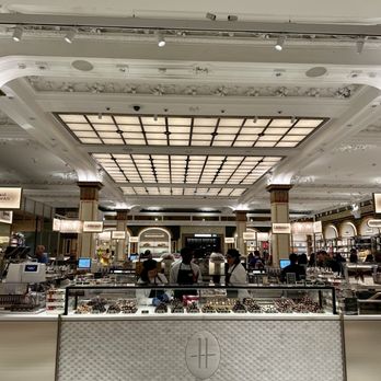 Harrods Food Hall - Cheese Shops Near Me - London, XGL Harrods Food Hall - Cheese Shops Near Me - London, XGL