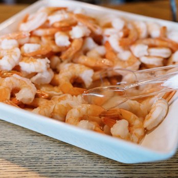 Biggerstaff Catering - traditional shrimp cocktail - buffet appetizer at my wedding - Caterers Near Me - Gettysburg, Pennsylvania Biggerstaff Catering - traditional shrimp cocktail - buffet appetizer at my wedding - Caterers Near Me - Gettysburg, Pennsylvania