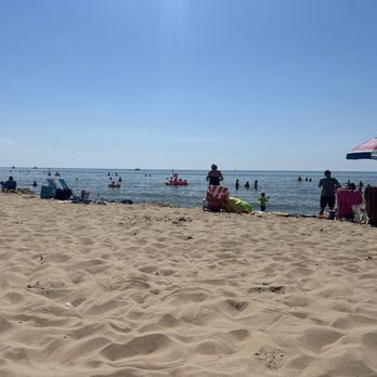 Oval Beach - Oval Beach - Beaches Near Me - Saugatuck, Michigan