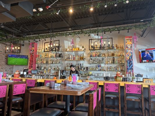 Rosa Cantina by null