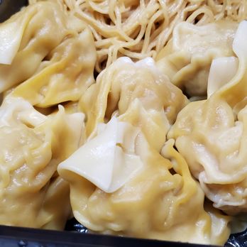 Mama Lu's - Wonton Egg Noodles Soup - Taiwanese Near Me - West Covina, California Mama Lu's - Wonton Egg Noodles Soup - Taiwanese Near Me - West Covina, California
