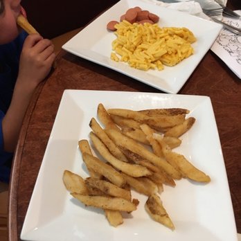 Works in Wyomissing - Kids Mac & cheese w/ fries and hot dogs - Arcades Near Me - Wyomissing, Pennsylvania Works in Wyomissing - Kids Mac & cheese w/ fries and hot dogs - Arcades Near Me - Wyomissing, Pennsylvania