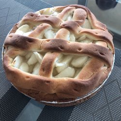 Capri Bagels & Buns - Apple pie, pastry is slightly darker due to reheating in the oven.