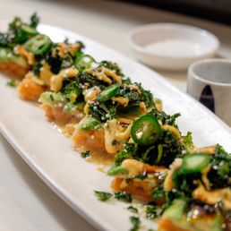 Spicy Tuna Crispy Kale