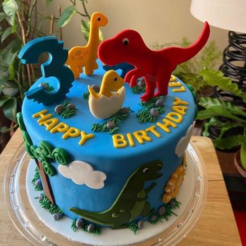 Custom Cakes - Desserts Near Me Custom Cakes - Desserts Near Me