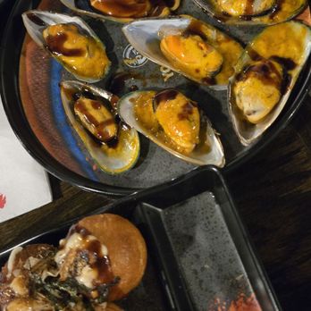 Yoshi Mame - 3x mussels and takoyaki - Sushi Bars Near Me - Albuquerque, New Mexico