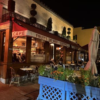 Le Diplomate - Brasseries Near Me - Washington, DC, District of Columbia