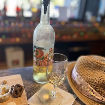 Florida Orange Groves Winery - Tasting - Wine Bars Near Me - South Pasadena, Florida Florida Orange Groves Winery - Tasting - Wine Bars Near Me - South Pasadena, Florida