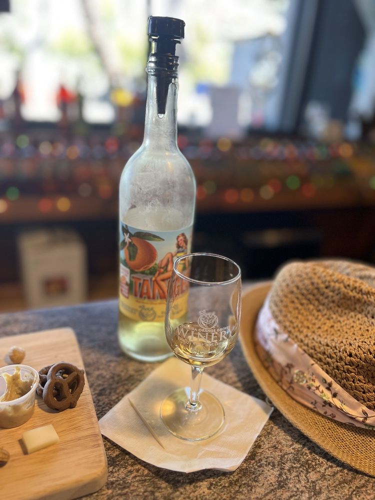 Florida Orange Groves Winery - vineyard in South Pasadena, FL