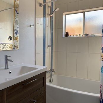 Custom Home - Bathroom - General Contractors Near Me - San Jose, California
