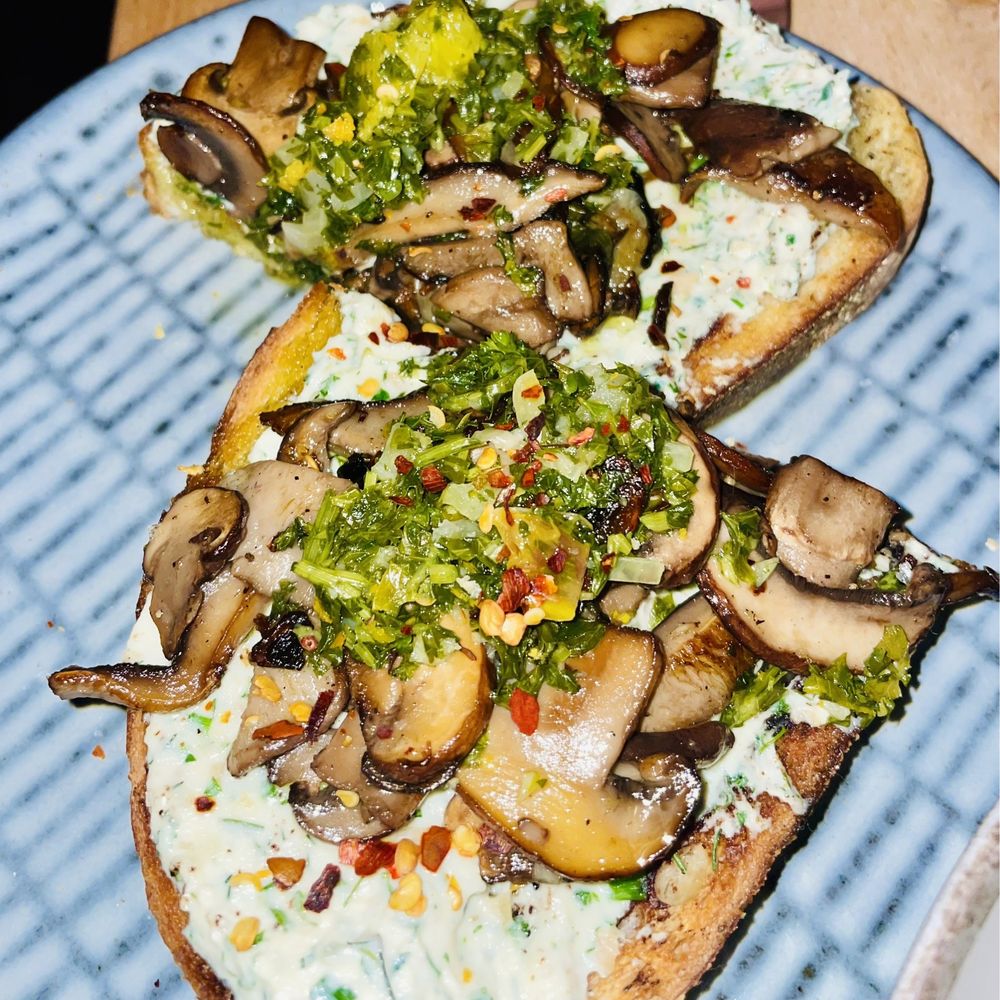 Dotty’s Kitchen & Raw Bar - Mushroom toast - Seafood Near Me - Quincy, Massachusetts