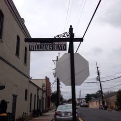 Louisiana Department Of Motor Vehicles - Adorable old time looking street sign!