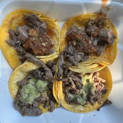 Tacos Y Mariscos Casa Tabares - 2x asada 2x cabeza