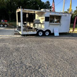Cajun Cookout - Wheeler rd and hwy 51 ! Cajun cookout/ catfish is the best around and ask for special sauce . Shrimp and crawfish packed with flavor