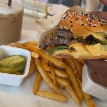 Unconventional Diner - Breakfast & Brunch Near Me - Washington, DC, District of Columbia Unconventional Diner - Breakfast & Brunch Near Me - Washington, DC, District of Columbia