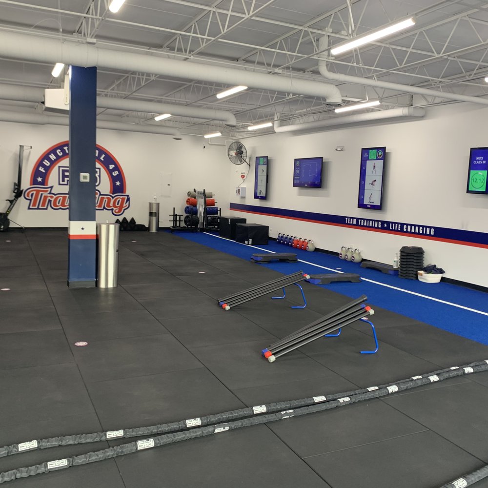 F45 Training - Facility - Trainers Near Me - Park Ridge, Illinois F45 Training - Facility - Trainers Near Me - Park Ridge, Illinois