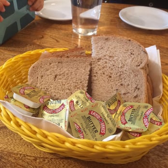 Der Lindenbaum - Bread basket - German Near Me - Fredericksburg, Texas