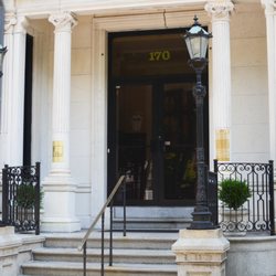 JL Plastic Surgery - Jeffrey H Lee, MD - Front entrance