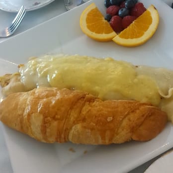 Chat Noir - "Eggs benedict" in a crepe or something? - Tea Rooms Near Me - Rockville Centre, New York Chat Noir - "Eggs benedict" in a crepe or something? - Tea Rooms Near Me - Rockville Centre, New York
