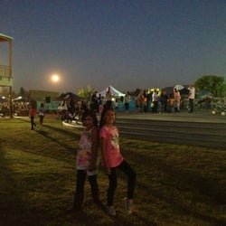 Temescal Valley Elementary School - First TVES Fall Carnival. The girls are having a great time.