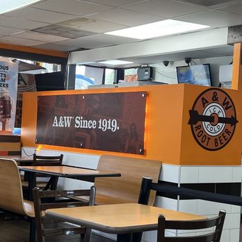 A&W Restaurant - Burgers Near Me - Mentone, California