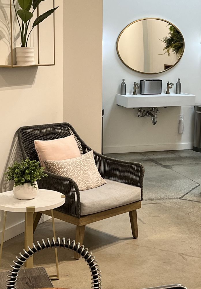 THE W NAIL BAR WESTGATE Updated September 2024 101 Photos & 25 Reviews 3131 Westgate