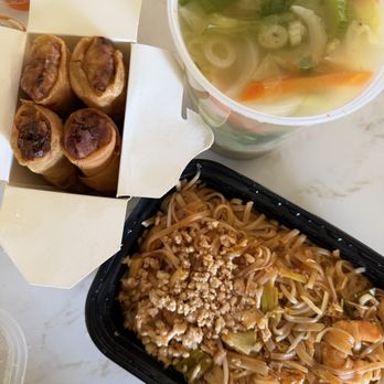 Thai House - 39. Pad Thai 8. Thai Wonton Soup - Thai Near Me - Scottsdale, Arizona