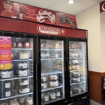 Cold Stone Creamery - INside - Ice Cream & Frozen Yogurt Near Me - San Mateo, California