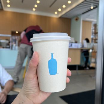 Blue Bottle Coffee - Wolf Point - Iced New Orleans Coffee - Coffee & Tea Near Me - Chicago, Illinois
