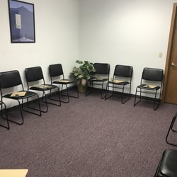 Addiction Outreach Clinic - Addiction Outreach Clinic Elyria patient waiting area