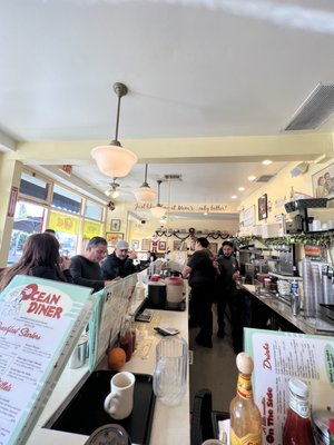 Ocean Diner by null