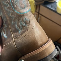 Cavender's Boot City - Scuffed