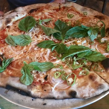 Lucali - Standard pie with garlic , onion , basil & half hot peppers - Italian Near Me - Miami Beach, Florida Lucali - Standard pie with garlic , onion , basil & half hot peppers - Italian Near Me - Miami Beach, Florida