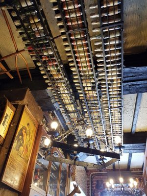 Bodega Cigaleña by null