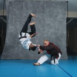 Kim's Hapkido - Wrist lock throws