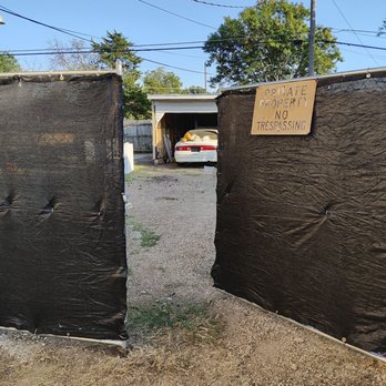 Ergeon - Driveway right side open - Fences & Gates Near Me - Dallas, Texas