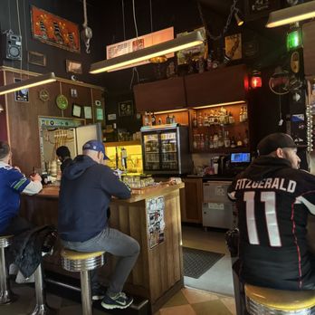 The Meyer - Inside - Bars Near Me - Seattle, Washington
