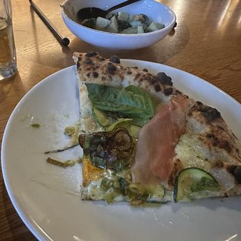 Si Cara - Squash blossom pizza - Pizza Near Me - Cambridge, Massachusetts Si Cara - Squash blossom pizza - Pizza Near Me - Cambridge, Massachusetts