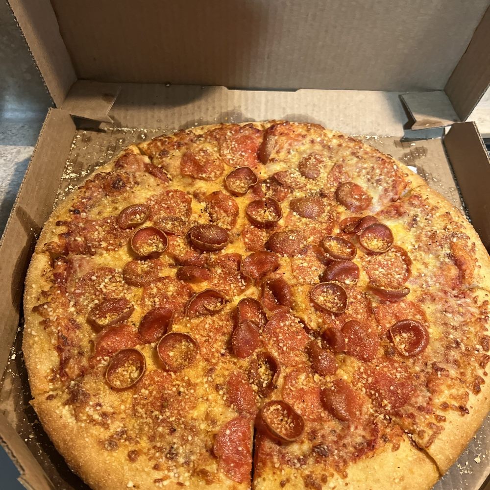 We gave this pizza to our daughter to take to work. They can eat it.