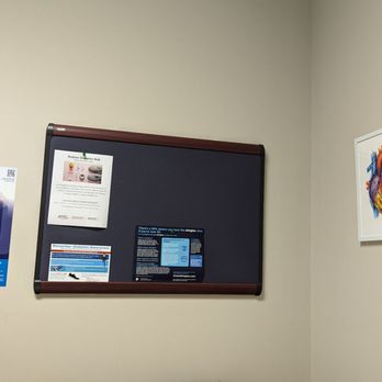 Roper St Francis Express Care - One of the exam rooms - Urgent Care Near Me - Charleston, South Carolina Roper St Francis Express Care - One of the exam rooms - Urgent Care Near Me - Charleston, South Carolina