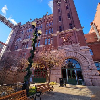 Budweiser Brewery Experience - Beer Tours Near Me - Saint Louis, Missouri Budweiser Brewery Experience - Beer Tours Near Me - Saint Louis, Missouri