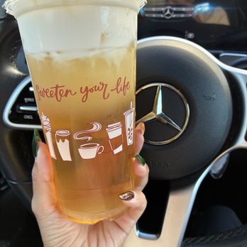 85°C Bakery Cafe-Rancho Cucamonga - Sea salt jasmine green tea - Bakeries Near Me - Rancho Cucamonga, California 85°C Bakery Cafe-Rancho Cucamonga - Sea salt jasmine green tea - Bakeries Near Me - Rancho Cucamonga, California