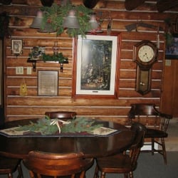Sheltowee Trace Bed and Breakfast - Dining Room
