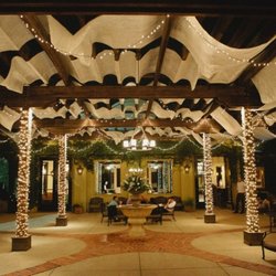 Azalea Manor - Azalea Manor's Courtyard -  No weather worries at the Manor... large courtyard AND large interior for the perfect indoor-outdoor event...